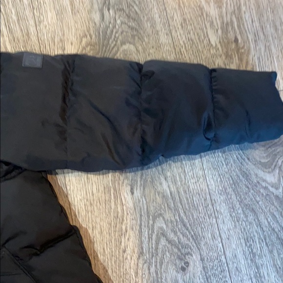 Gap boys medium down filled puffer jacket - Picture 3 of 6